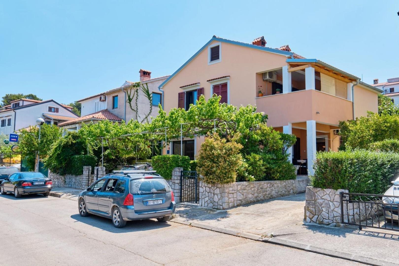 מאלי לוסיניי Apartments Ady מראה חיצוני תמונה