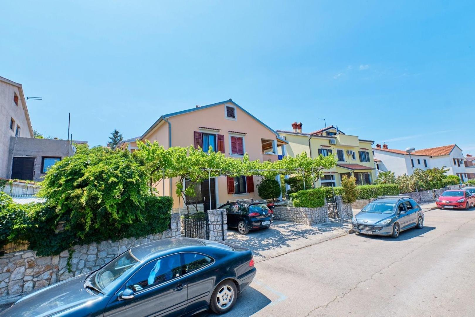 מאלי לוסיניי Apartments Ady מראה חיצוני תמונה